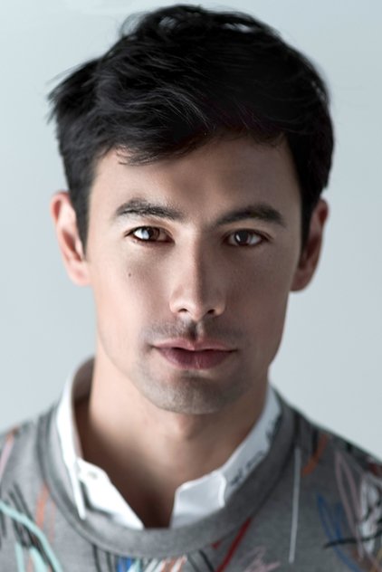George Young as Detective Kekoa Shaw