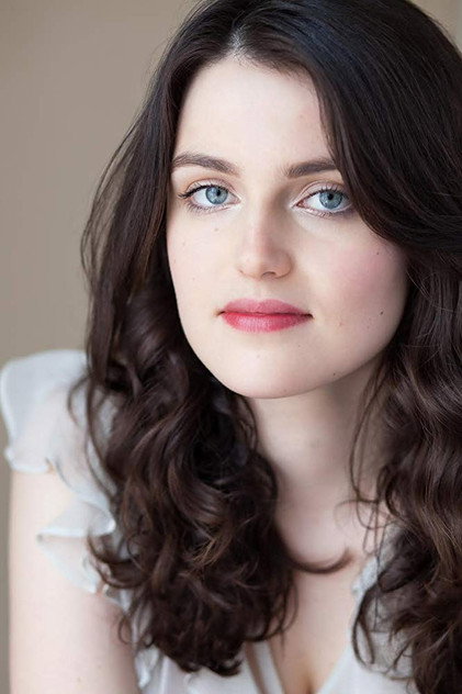 Catherine Davis como Hailey