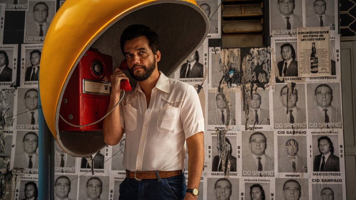 Kleber Mendonça Filho hunde a Wagner Moura en la clandestinidad con El agente secreto