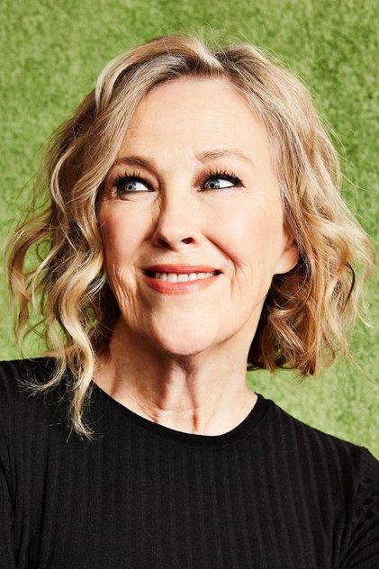 Catherine O'Hara dans le rôle de Brook (voice)