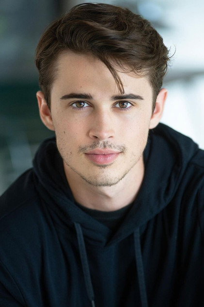 Logan Allen dans le rôle de Kyle Townsend
