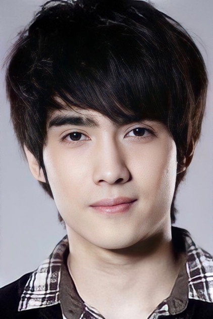 สติเว่น อิสรพงศ์ ฟูเรอร์ como Chaiyut