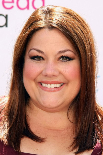 Brooke Elliott dans le rôle de Dana Sue Sullivan