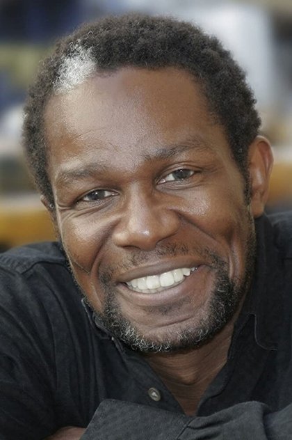 John Douglas Thompson 役 Larry Marks