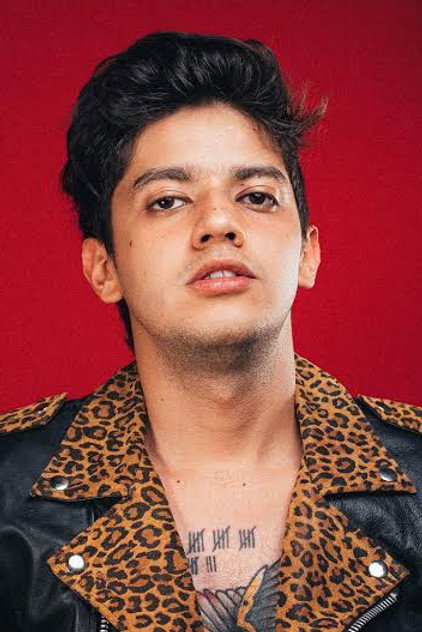 Harold Azuara as Rubén