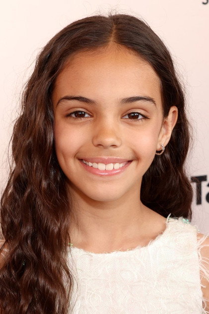 Mia SwamiNathan como Emma