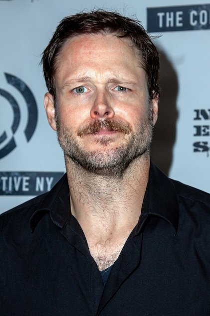 Michael Abbott Jr. 役 Blake