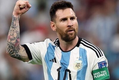 Arjantin Cezayir’i geçti ama şampiyonun tüm Dünya Kupası 38’lik Messi’ye bağlı
