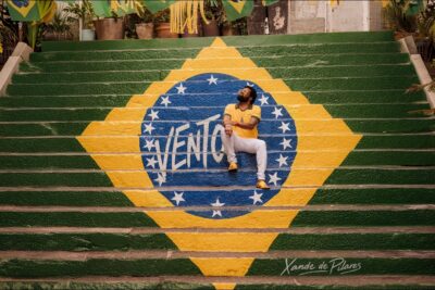 Xande de Pilares coloca el samba en el Mundial que Brasil no organiza
