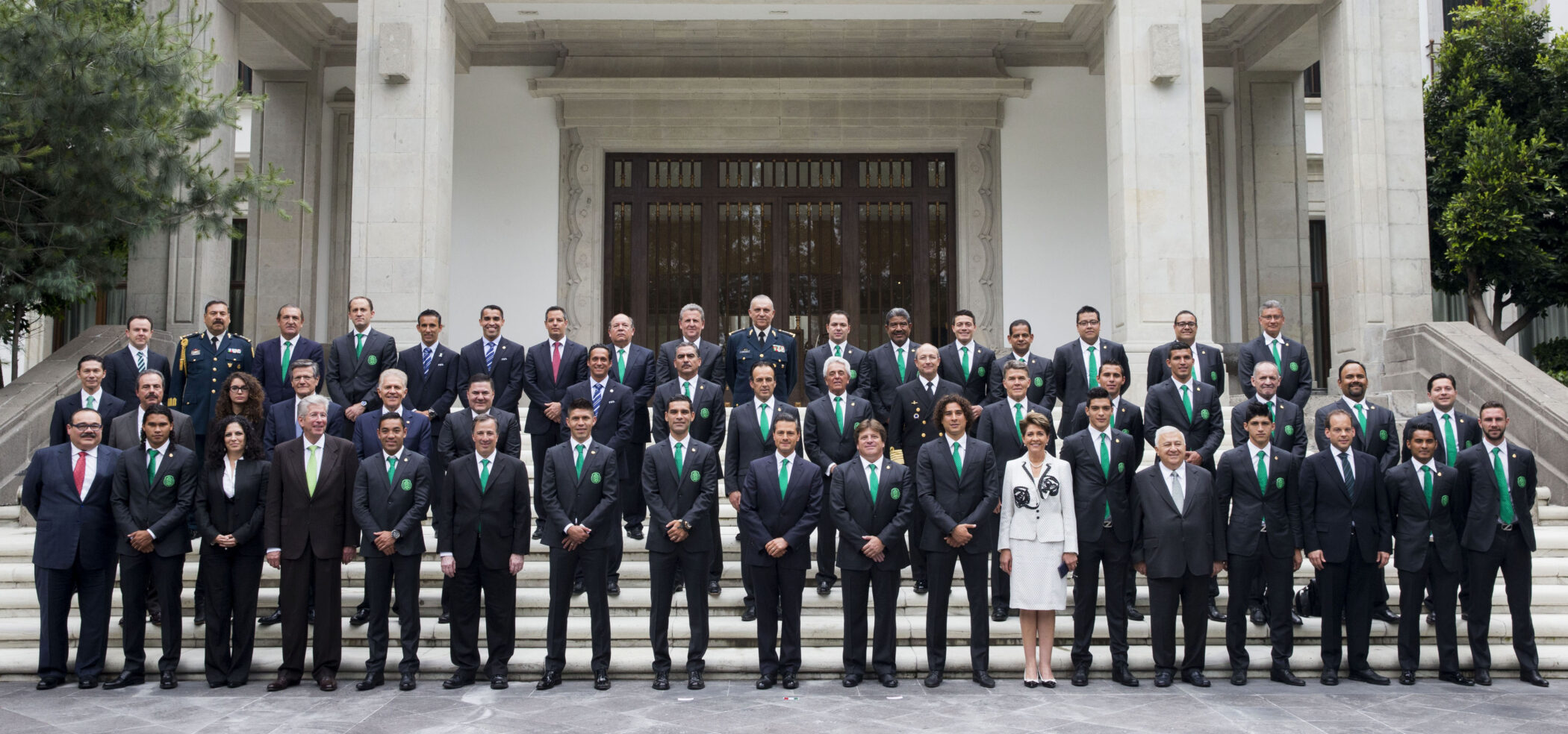The Mexico national football team gathered on the steps for an official team portrait