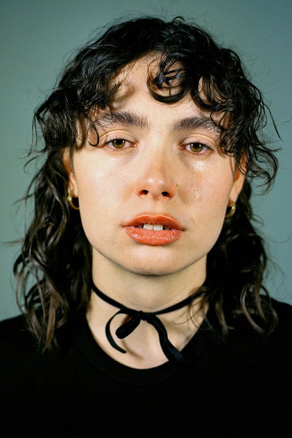 Madame como Self