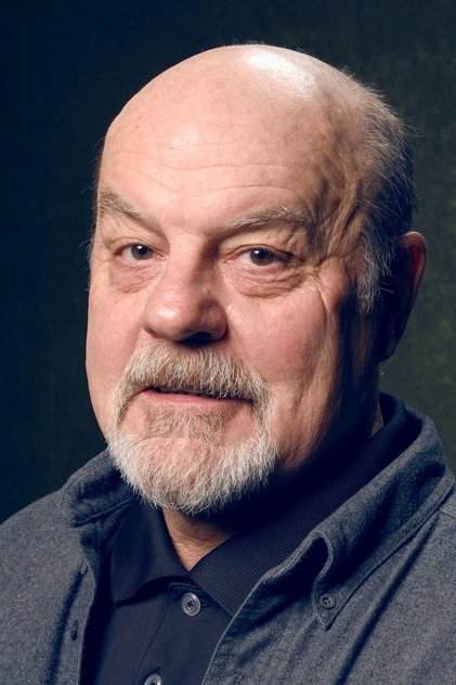 Michael Ironside como Eddie Williams