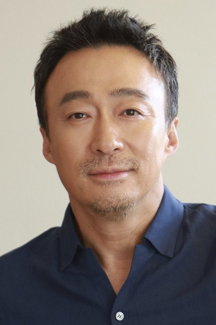 Lee Sung-min as Choi Kang-seok