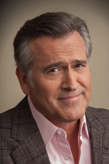 Bruce Campbell के रूप में Ash