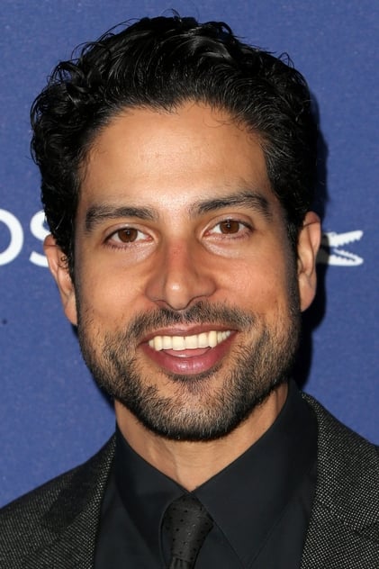 Adam Rodriguez como Luke Alvez