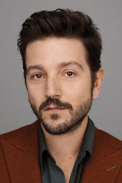 Diego Luna as Martín de la Torre