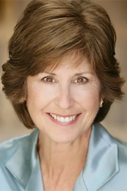 Margaret Travolta como Barbara