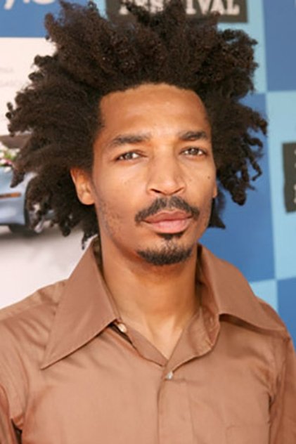 Eddie Steeples como Jackson