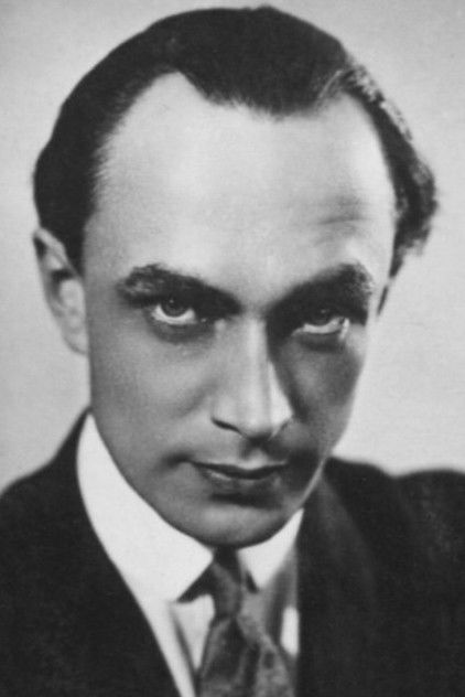 Conrad Veidt como Cesare