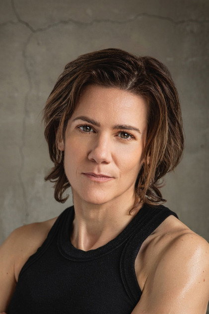 Cameron Esposito 役 Monty