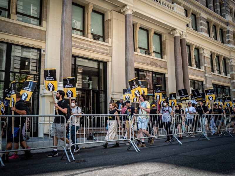 SAG-AFTRAの91%賛成が労使問題に幕、AIの歯止めがハリウッドの新たな土台に