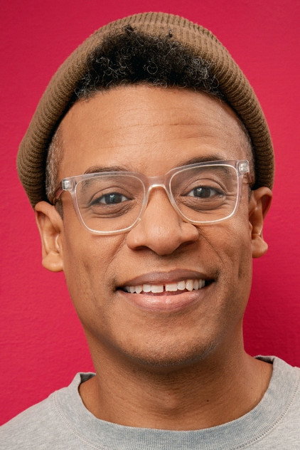 Jordan Carlos como Jordan
