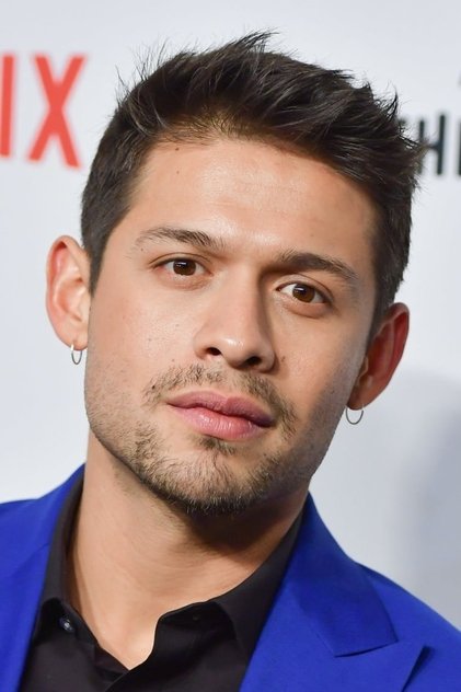 David Castañeda como Tim Gerachi