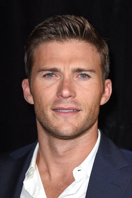 Scott Eastwood como Castle