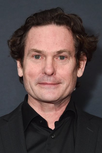 Henry Thomas as Johnny Sirocco
