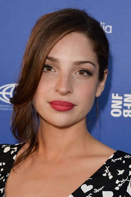 Anna Hopkins as Nina Bower