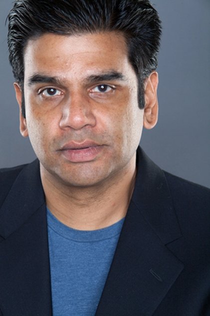 Ronobir Lahiri dans le rôle de Harold (voice)