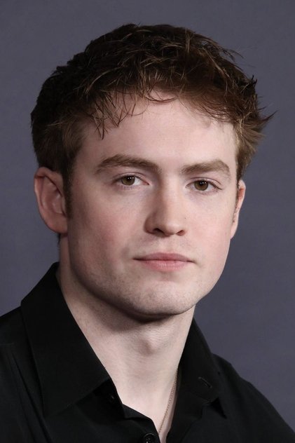 Kit Connor dans le rôle de Nick Nelson