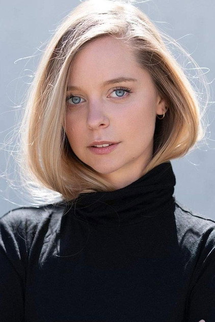 Justyna Ducka como Renata