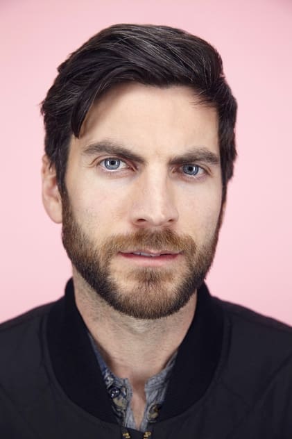 Wes Bentley como Doyle