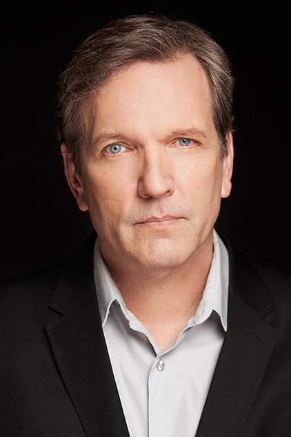 Martin Donovan as Fay