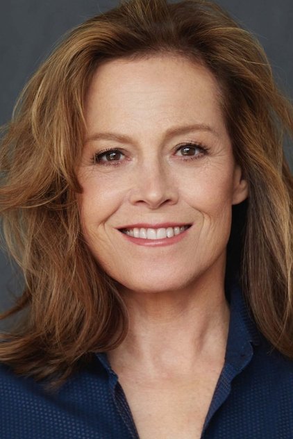 Sigourney Weaver dans le rôle de Colonel Ward