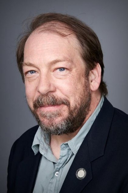 Bill Camp jako Detective Garrity