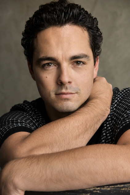 Anthony Casabianca como Chris
