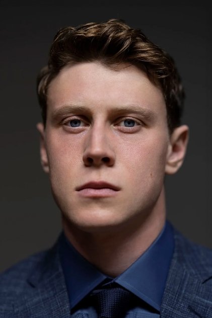 George MacKay como Nick