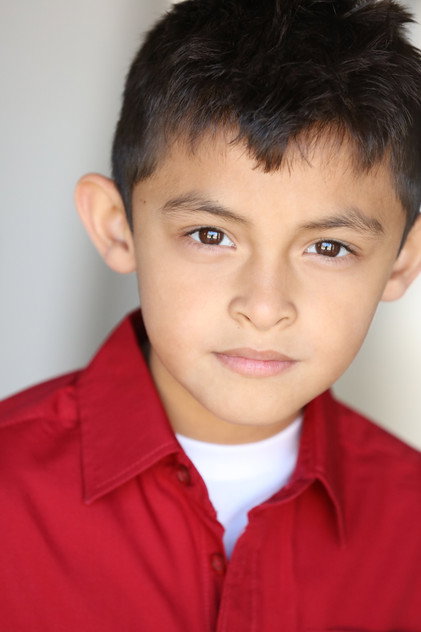 Oscar Daniel Reyez as Watts