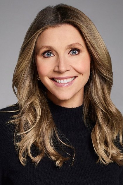 Sarah Chalke como Julia