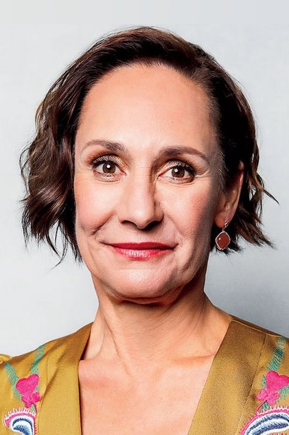 Laurie Metcalf as Susie Cox