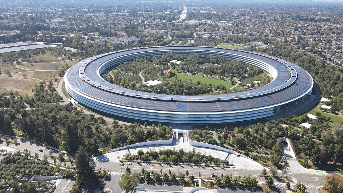 AppleがBroadcomに300億ドルを投資——2031年まで米国内でのチップ製造を拡大