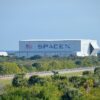 SpaceX hangar at Launch Complex 39A, Kennedy Space Center. Photo: Olga Ernst / CC BY-SA 4.0, via Wikimedia Commons