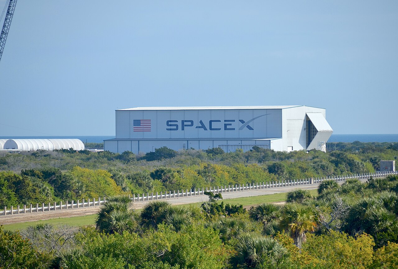 SpaceX股价跌破IPO价格，凯西·伍德斥资5100万美元逆市买入