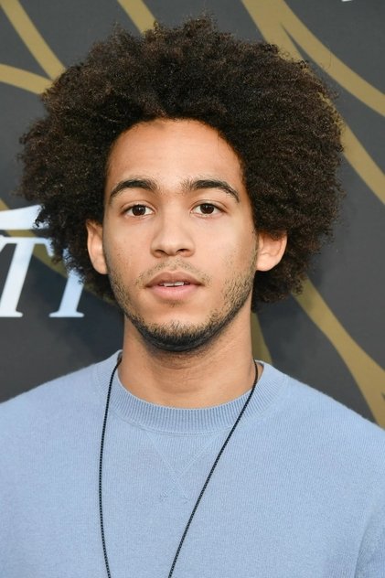 Jorge Lendeborg Jr. como Benny
