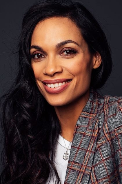 Rosario Dawson como Mary Boone