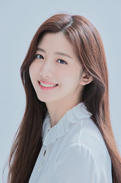 Choi Yu-ju dans le rôle de Min Su-ji