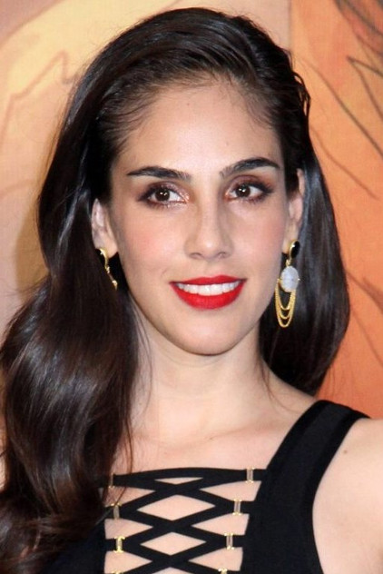 Sandra Echeverría 역 Jimena Lemus