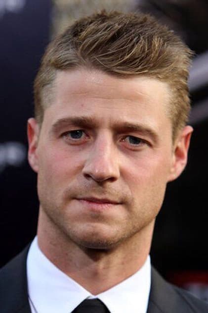 Ben McKenzie como Kent